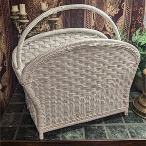 LARGE White Wicker Vintage Retro Boho 2 Compartment Magazine Holder with Handle